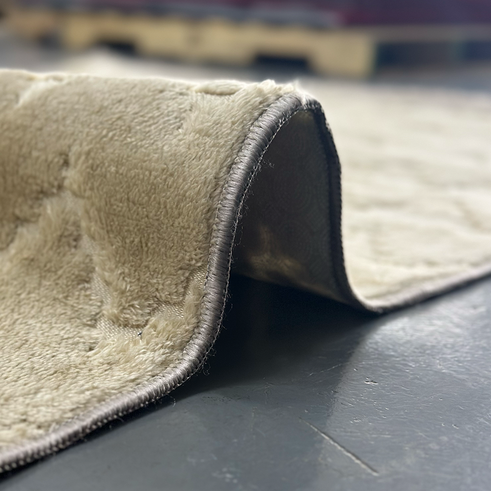 Antislip Ivory Creams Carpet