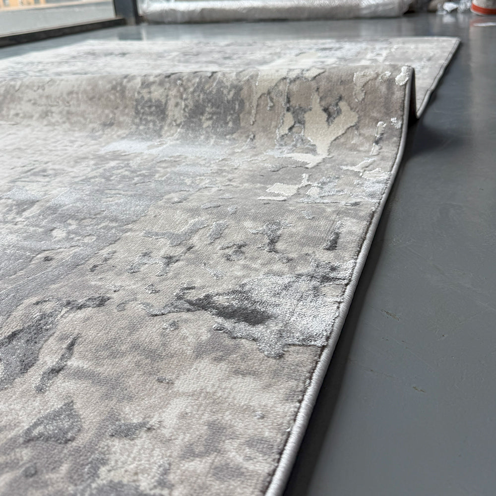 Lilla Melvi Grey Carpet
