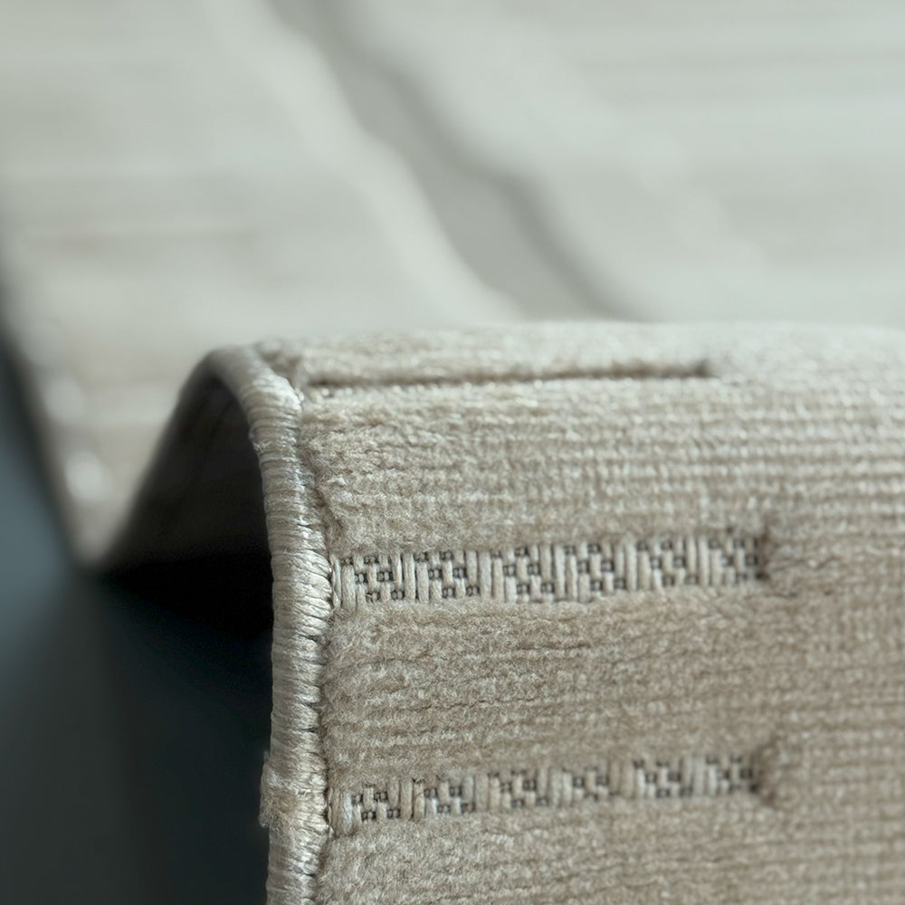 Loft Drayk Beige Carpet