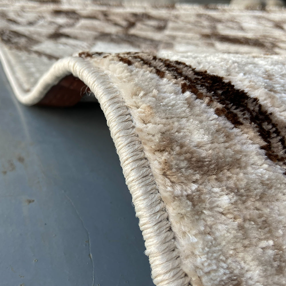 Venice Tavion Modern Area Carpet