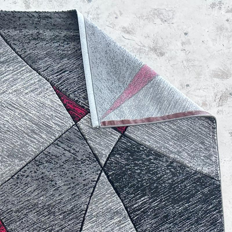 Moyo Red Dream Area Carpet