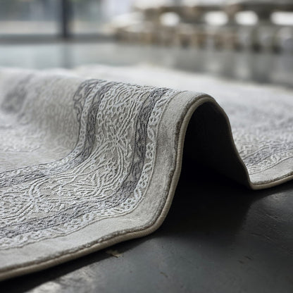 Nova Pearl Medallion Carpet