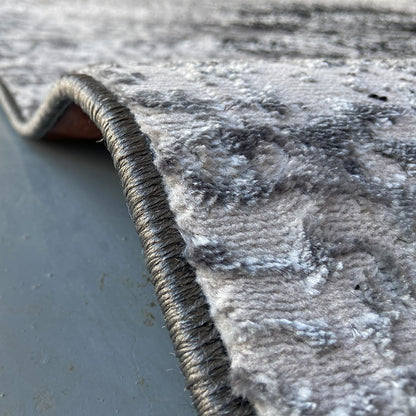 Venice Savrion Modern Area Carpet