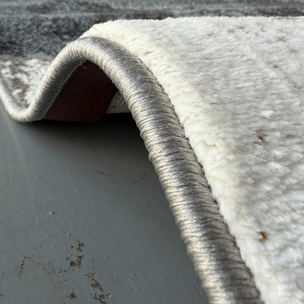 Diva Elyora Modern Area Carpet